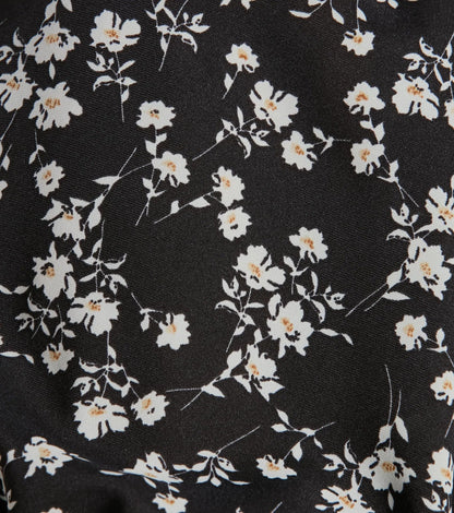 Girlycore Floral Puff Sleeve Crop Top