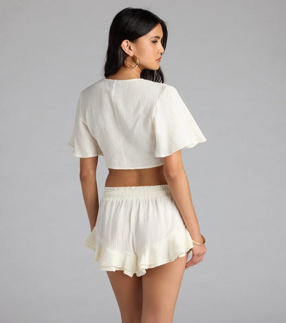 Effortless Chic Tie-Front Crop Top
