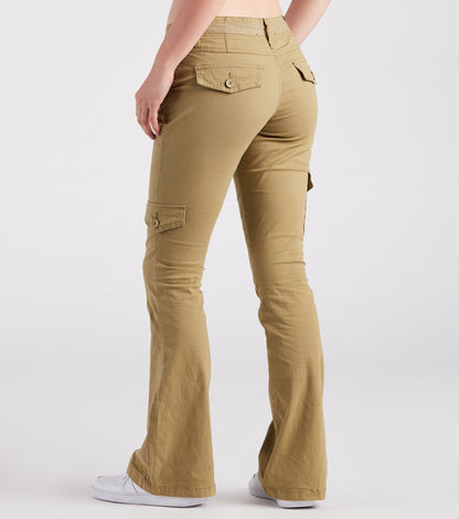 On The Low-Rise Cargo Flare Pants