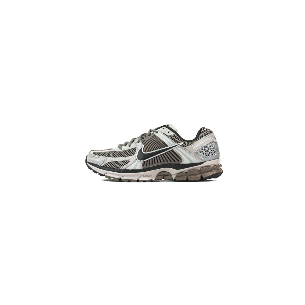 Zoom Vomero 5 (College Grey/Black-Cave Stone)